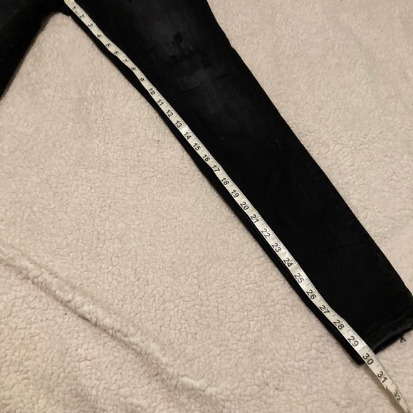 - ZARA black distressed hi rise jeans with embroidered design - Picture 6 of 7